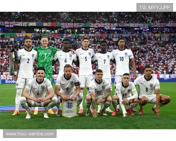 飞镖冠军访英格兰队称福登拉姆斯代尔有潜力 飞镖冠军访英格兰队称福登拉姆斯代尔有潜力